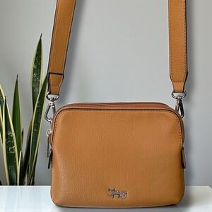 Tan Vegan Leather Multi-Compartment Adjustable Strap Crossbody‎